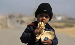 Gazze'de Açlık ve Susuzluktan Ölenlerin Sayısı Artıyor