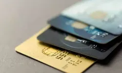 Flaş karar: Kredi kartı kullananlar artık bu parayı ödeyecek