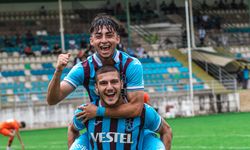 Poyraz Efe'nin Parlayan Yıldızı: Gol Kralı Trabzonspor'un Genç Yeteneği!