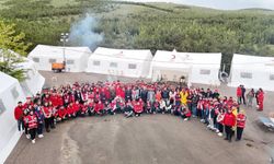 Bayburt'ta Genç Kızılay Ekipleri Turizm İçin Aslan Dağı'nda Kamp Kurdu