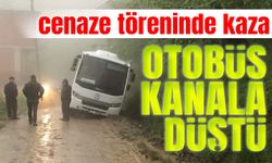 Trabzon'da Hami Mandıralı için düzenlenen cenaze töreninde kaza: Otobüs kanala düştü