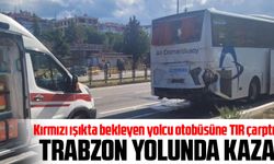 Piraziz'de Yolcu Otobüsüne TIR Çarptı: 5 Yaralı