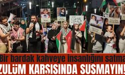 Trabzon'da Filistin Protestosu Starbucks Önünde Gerçekleşti