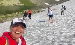 Artvinli Kadınlardan 3 Bin Metrede Kar Üstünde Yoga!