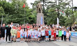 Trabzon Gençlik ve Spor İl Müdürlüğü, meydanlarda hentbol coşkusu yaşattı. İşte detaylar...