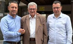 MHP Trabzon İl Başkanı Ömer Ayar'dan Baba ve Oğluna Övgü