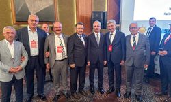 Trabzon Büyükşehir Belediye Başkanı Ahmet Metin Genç, Kızılcahamam'da Bakanlarla Bir Araya Geldi