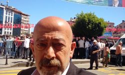 CHP Yomra İlçe Başkanı Erol Pekşen'den Eğitim Sorunlarına Sert Eleştiri: "Çözümsüzlük İçinde Çözüm Arıyorlar"
