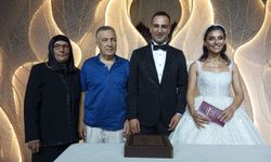 Ezgi ve Osman Çakırbey Düğün Salonu'nda Mutluluğa 'Evet' Dedi