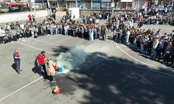 Giresun İtfaiyesi’nden Gerçeği Aratmayan Dev Tatbikat! Öğrencilere Yangın Güvenliği Eğitimi Verildi