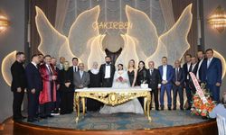 Özge ve Murat’ın Mutlu Günü: Başkanlar Nikah Törenine Akın Etti