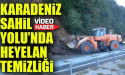 Karadeniz Sahil Yolu’nda Heyelan Temizliği Sürüyor! Trafik Tek Şeritten İlerliyor