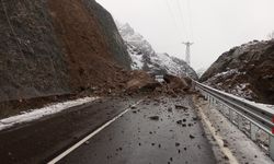 Karadeniz’de Heyelan Alarmı: Bu Karayolu Trafiğe Kapandı