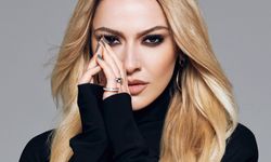 Hadise’den Radikal Değişim: Sarı Saçlarına Veda Edip Bakır Tonlarına Geçti!