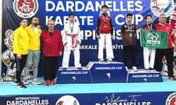 Trabzonlu karateciler, Uluslararası Dardanelles Cup Karate Şampiyonası’ndan madalya ile döndü