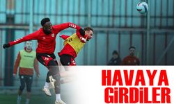 Samsunspor’da Karadeniz Derbisi Öncesi Hedef Büyük: Trabzonspor Galibiyetine Süper Prim!