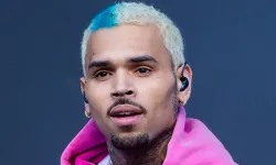 Chris Brown’dan Warner Bros’a 500 Milyon Dolarlık Dava: Belgesel Yalanlarla Dolu