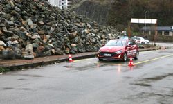 Of’ta Sürücü Adayları Yeni Güzergâhta İlk Sınav Heyecanını Yaşadı