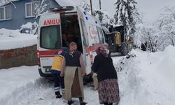 Akçaabat'ta Karla Mücadele Seferberliği: Acil Hastalar İçin Yol Açma Çalışmaları