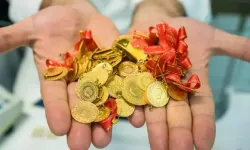 Altında Hafta Sonu Sürprizi! Gram ve Çeyrek Geriledi, Ata Altın Yükselişte