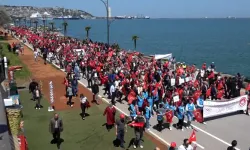 Samsun’da ‘Ailemiz Geleceğimiz’ temalı ‘Aile ve Gençlik Yürüyüşü’