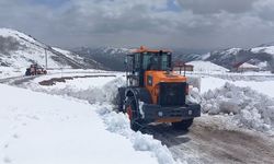 Bayburt’ta Mayıs Ortasında Karla Mücadele