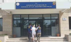 18 ayrı suçtan aranan firari şahsı jandarma dedektifleri İzmir’de yakaladı