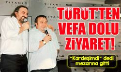 İsmail Türüt’ten Duygulandıran Ziyaret: Volkan Konak’ın Mezarına Gitti
