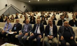 Avrasya Üniversitesi’nde Protetik Restorasyonlarda Güncel Yaklaşımlar Masaya Yatırıldı