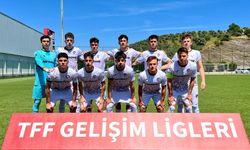 Vakfıkebir Cumhuriyet Ortaokulu’ndan Büyük Başarı! Türkiye 4.’lüğüyle Hokeyde Tarih Yazdılar