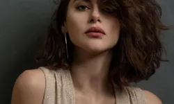 Nesrin Cavadzade’den Cesur Stil: Transparan Elbisesiyle Göz Kamaştırdı