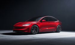 Tesla’nın Kamuflajlı Prototipi Gündemde: Yeni Model Q Mu Geliyor?