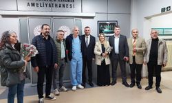 MHP Trabzon’dan Anlamlı Ziyaret: Hemşirelere Çiçekli Teşekkür