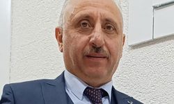 Dost Acı Söyler: Trabzonspor Kimliğini Kaybediyor mu?