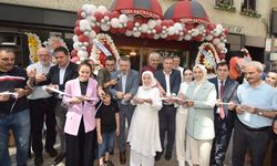 Trabzon’un en genç girişimcisinden nostalji dolu kafe açılışı