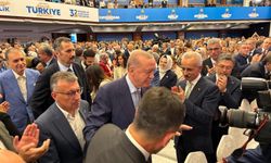 Erdoğan’ın en güvendiği isim yanındaydı! Kızılcahamam’daki kritik toplantıda Uraloğlu detayı