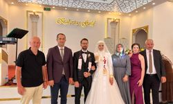 Halit Mısır, Biricik Kızını Evlendirmenin Hem Gururunu Hem de Hüznünü Yaşadı