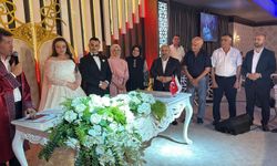Bedirhan ile Yağmur İpek Hayatlarını Birleştirdi: İmzalar Grand Akyazı’da Atıldı
