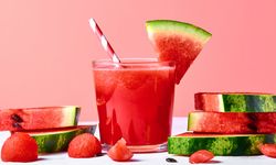Karpuzlu Smoothie Tarifi: Yazın En Ferah İçeceği Nasıl Yapılır?