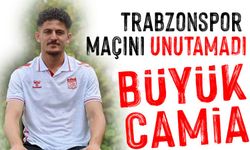 Sivasspor’un genç futbolcularından Emirhan Başyiğit, taraftarlara seslenerek tribünleri doldurmaları çağrısında bulundu