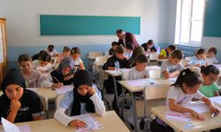 Bayburt'ta Kur'an Kursu'nda Bilgi Yarışması! Yoğun Katılım...
