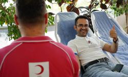 Yaz Aylarında Stoklar Azalıyor! Sağlık Emekçilerinden Kan Bağışı