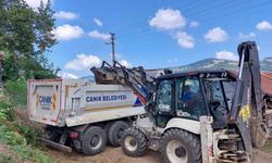 Canik’te merkez ve kırsalda yol çalışması