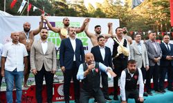 Kunduz Yağlı Güreşleri Nefes Kesti! Başpehlivan Feyzullah Öztürk