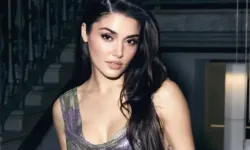 Hande Erçel Milano Moda Haftası'nda Farklı Tarzıyla Dikkat Çekti