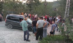 Virajı Alamayan Patpat Devrildi! Yaralılar Var...