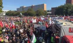 Berlin’deki "Tüm Gözler Gazze’de" gösterisinde on binlerce kişi İsrail’i protesto etti