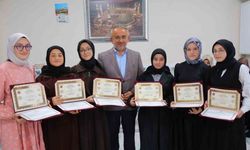 Hafızlar belgelerine kavuştu