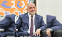 Başkan Sandıkçı: "İlçemizde üniversiteyi kazanan öğrencilerimizin tamamına burs desteği sağlıyoruz"