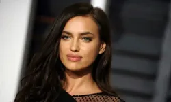 Irina Shayk siyah bikinisiyle poz verdi: Salıncakta fit görüntüsü olay oldu